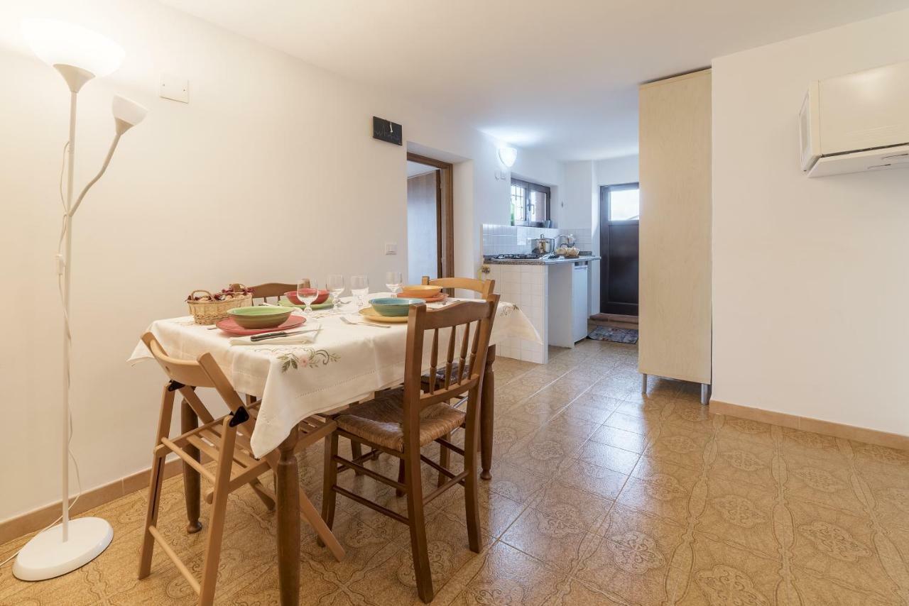 Peperino Attic Flat Apartamento Ciampino Exterior foto